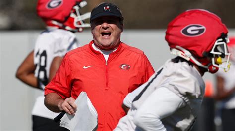 Predicting the Final Four of college football in 2024 .
